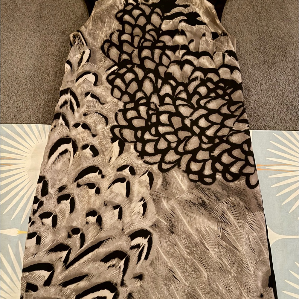 Jessica Simpson Black and Gray Patterned Sleeveless Mini Dress